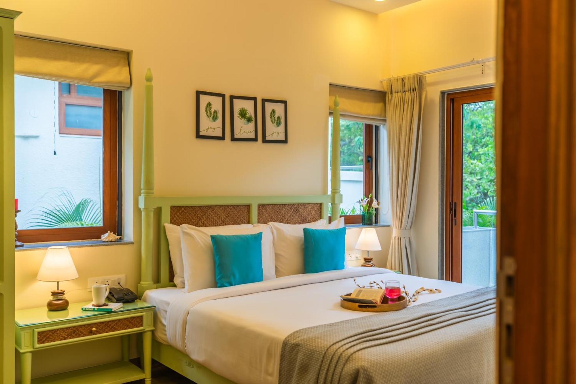 Elivaas 3 Bhk Pvt Pool & Bar - Villa Valerie Oxel エクステリア 写真