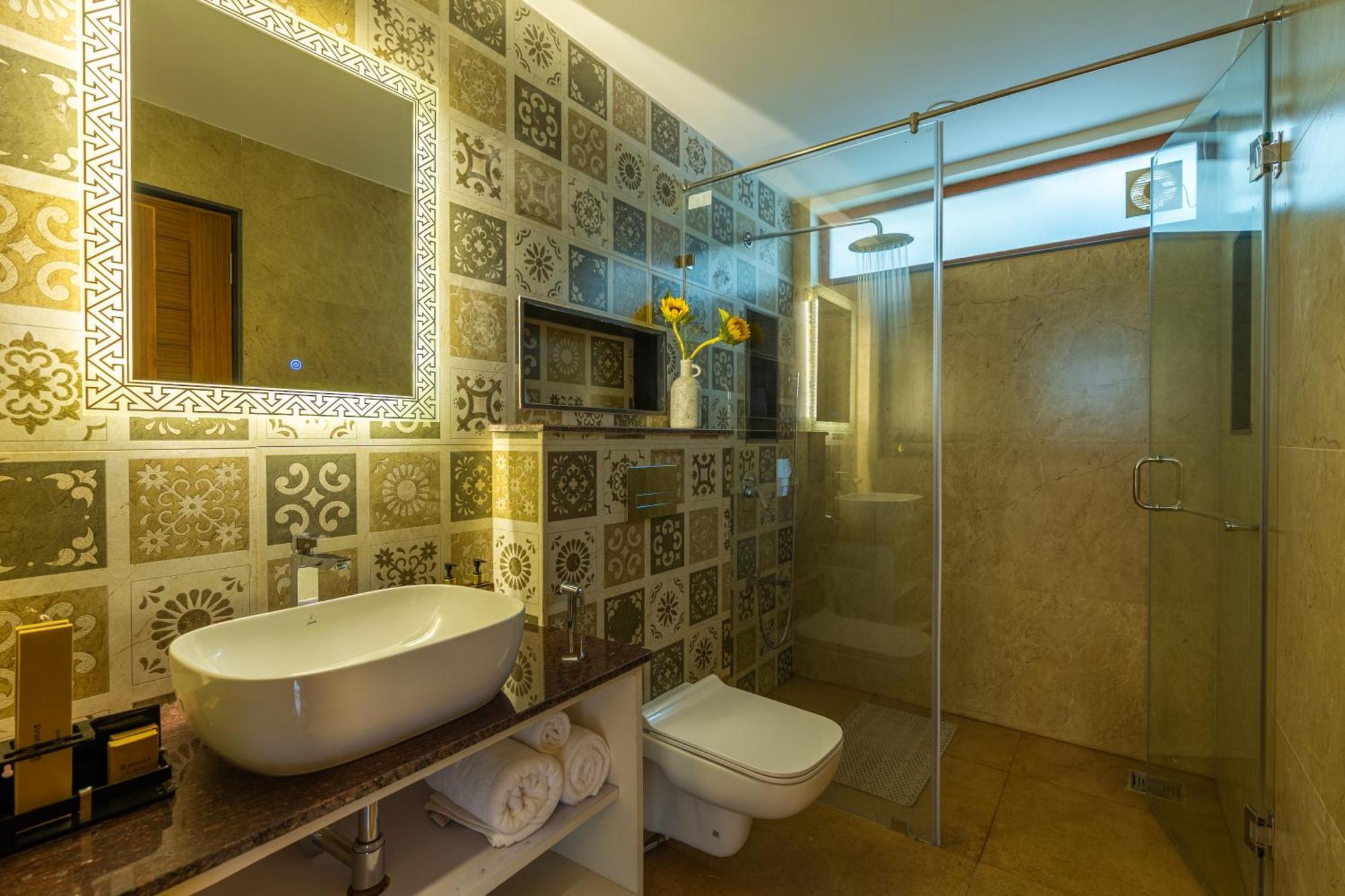 Elivaas 3 Bhk Pvt Pool & Bar - Villa Valerie Oxel エクステリア 写真
