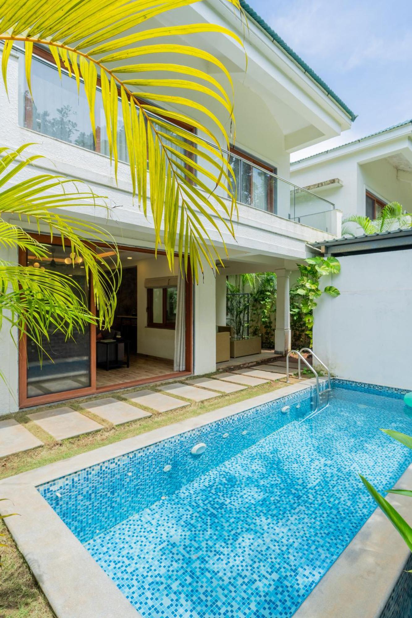 Elivaas 3 Bhk Pvt Pool & Bar - Villa Valerie Oxel エクステリア 写真