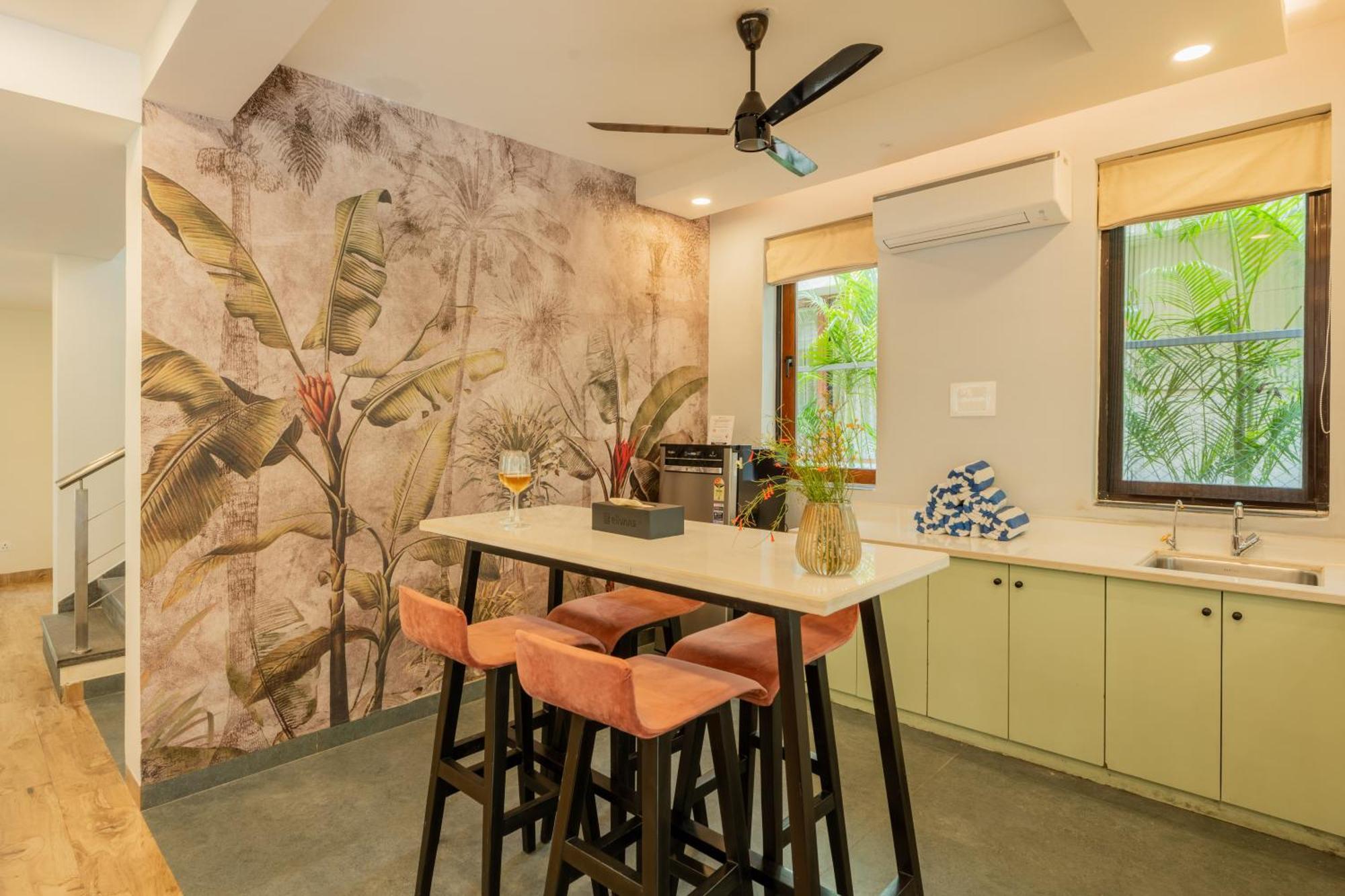 Elivaas 3 Bhk Pvt Pool & Bar - Villa Valerie Oxel エクステリア 写真